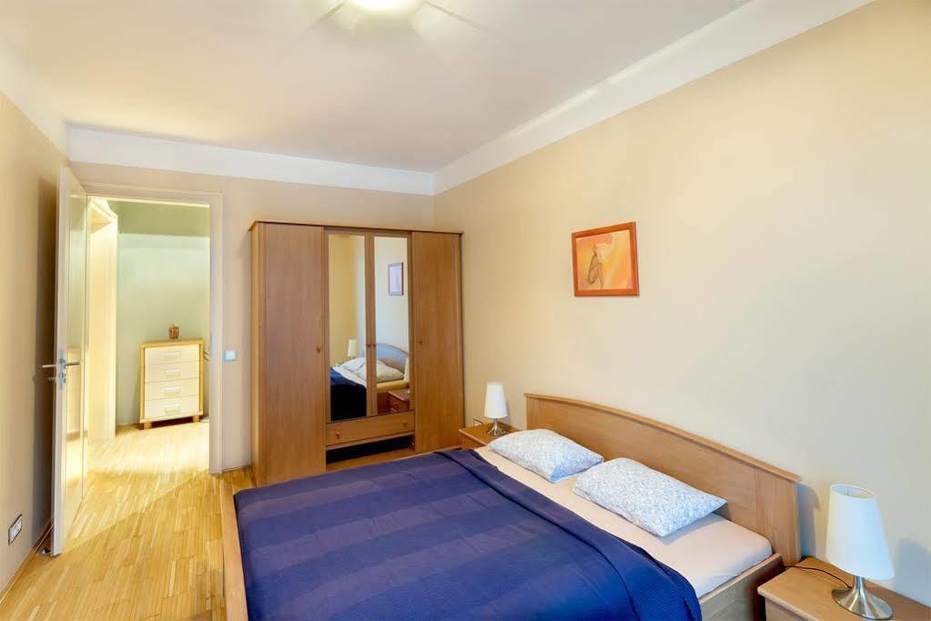 Luxury Apartment River Diamond Residence براغ المظهر الخارجي الصورة