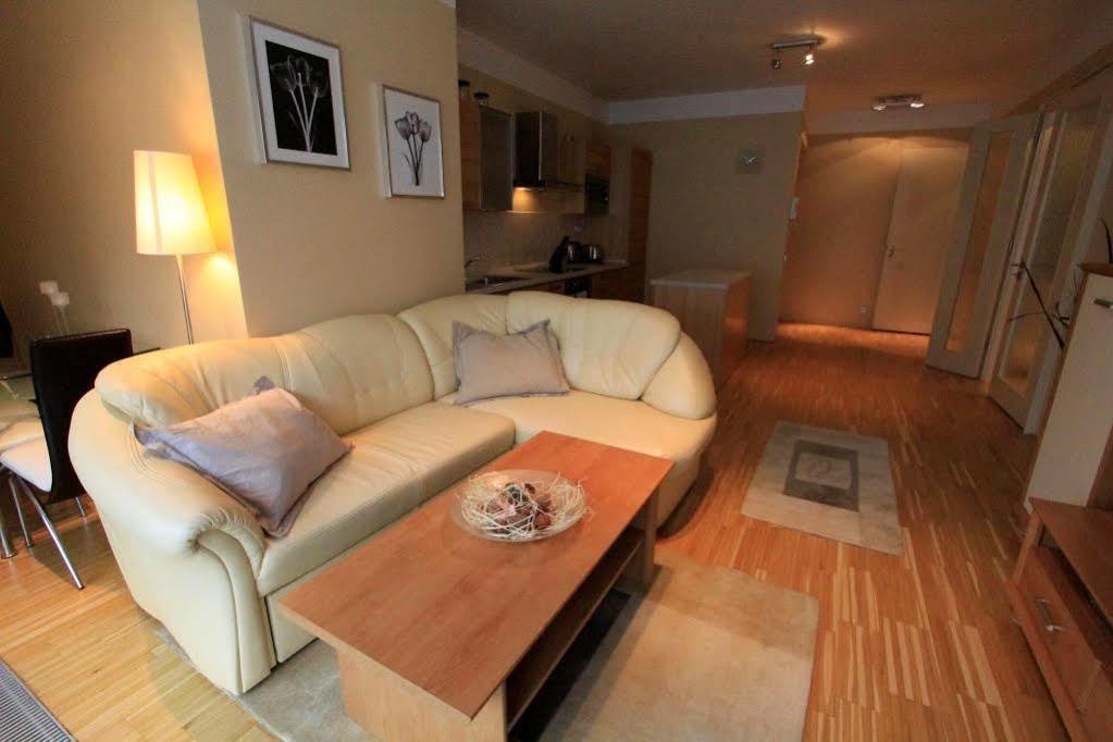 Luxury Apartment River Diamond Residence براغ المظهر الخارجي الصورة